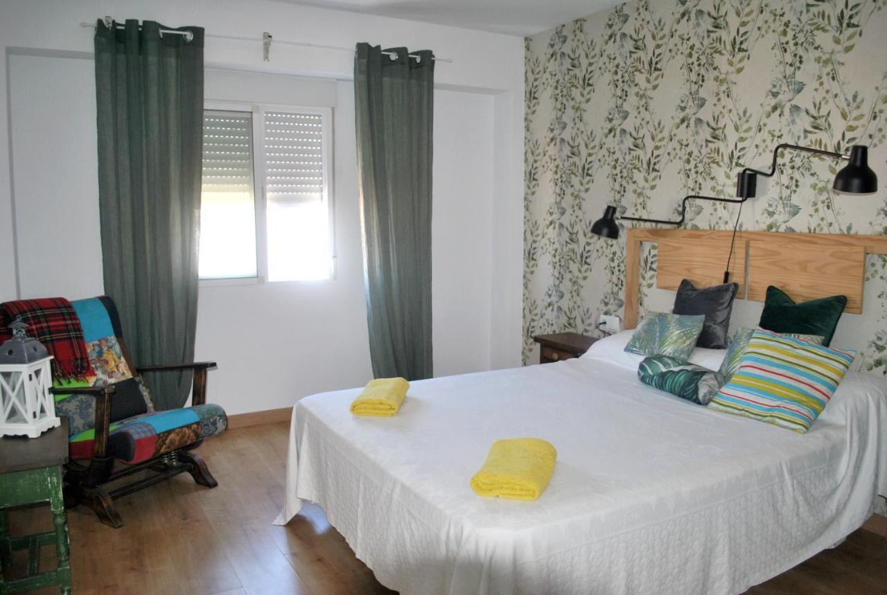 Apartamento Grao: Youthful Summer Retreat on Spain's Best Beach Gandia Exterior photo